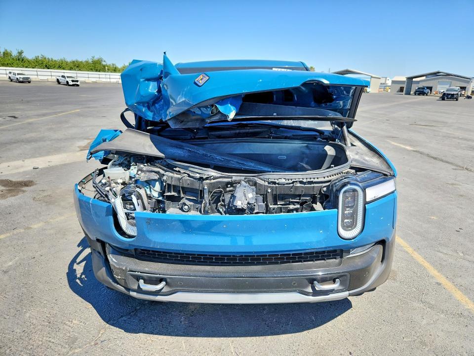 7FCTGAAAXNN003966 2022 Rivian R1T photo no. 5