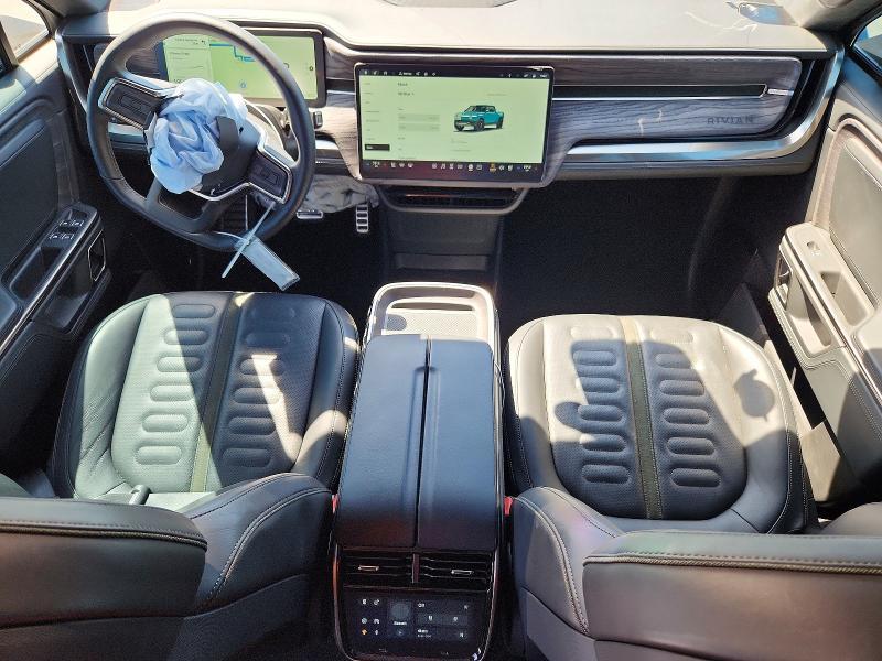 7FCTGAAAXNN003966 2022 Rivian R1T photo no. 8