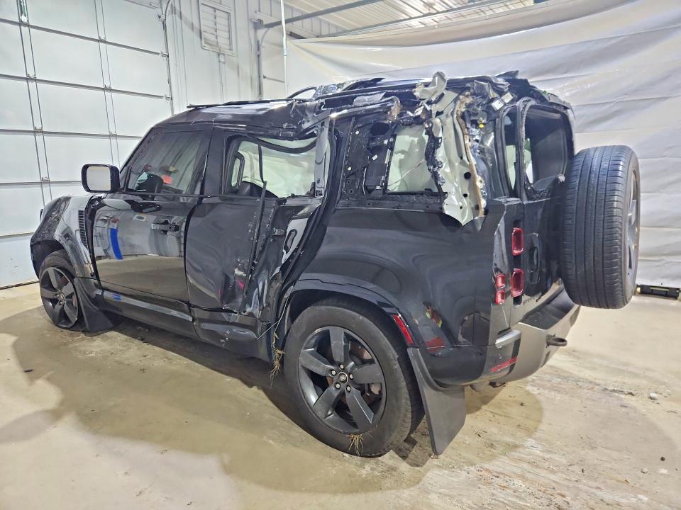 SALE37RU6N2072644 2022 Land Rover Defender photo no. 2
