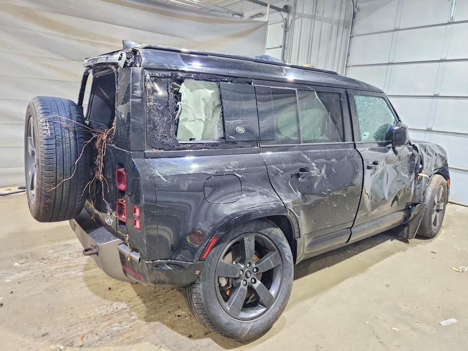 SALE37RU6N2072644 2022 Land Rover Defender photo no. 3