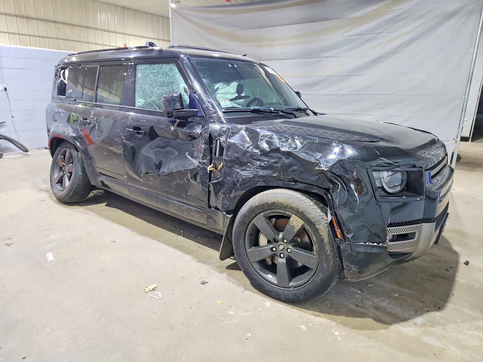 SALE37RU6N2072644 2022 Land Rover Defender photo no. 4