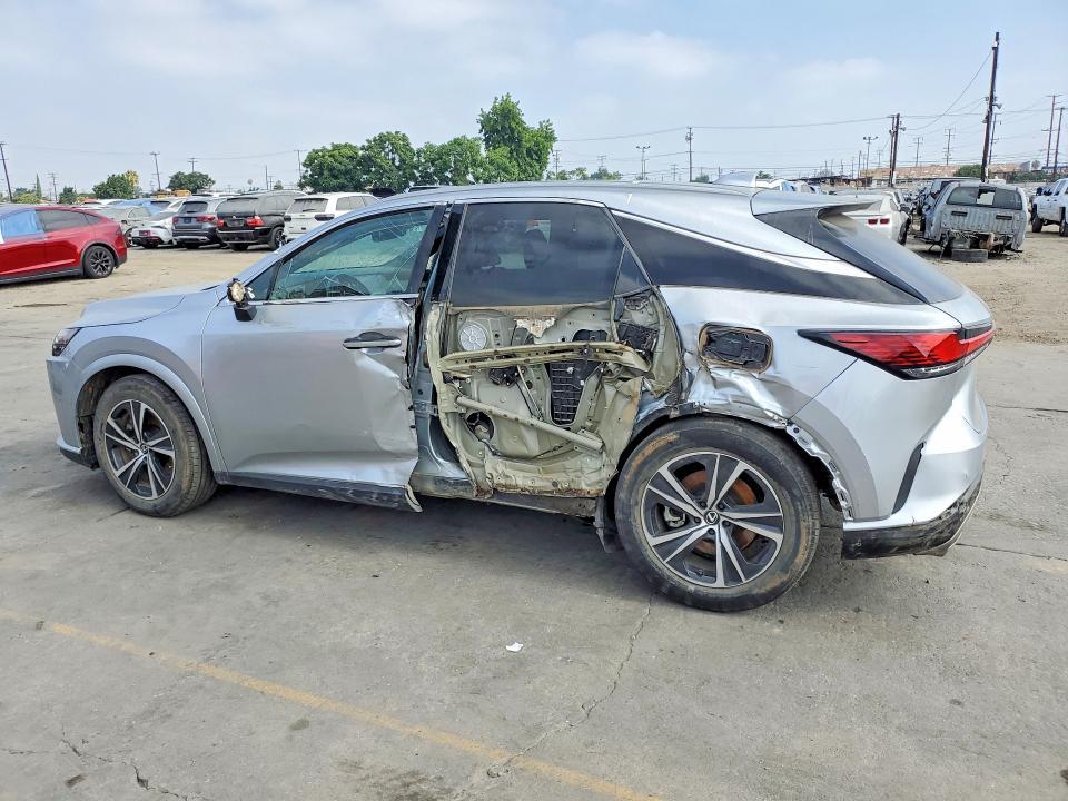 2T2BAMCA7PC038404 2023 Lexus RX photo no. 2