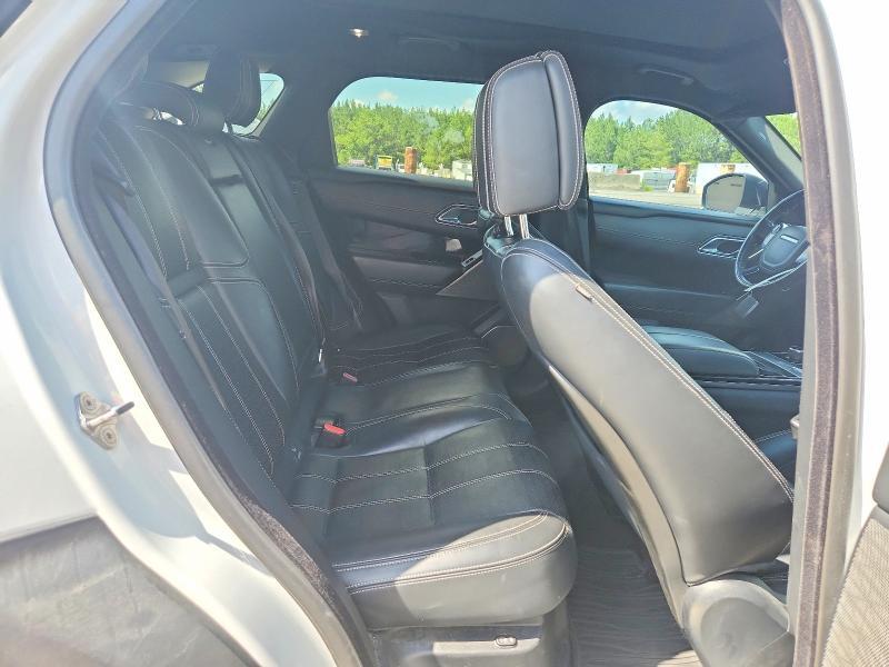 SALYM2RV3JA753088 2018 Land Rover Range Rover photo no. 10