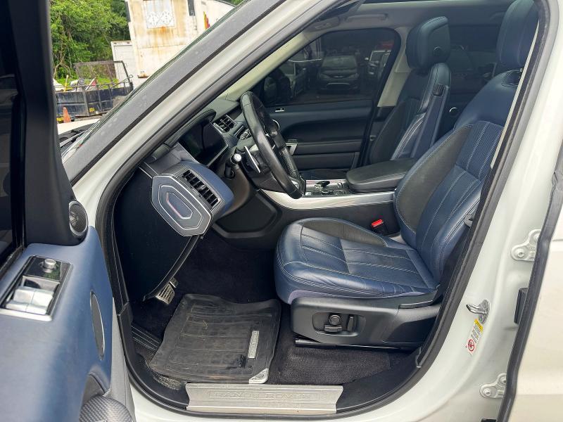 SALWR2RE9KA855800 2019 Land Rover Range Rover photo no. 12