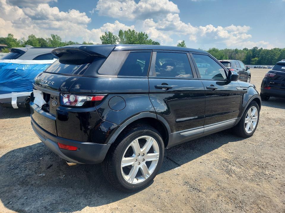 SALVP2BG8FH061011 2015 Land Rover Range Rover photo no. 3