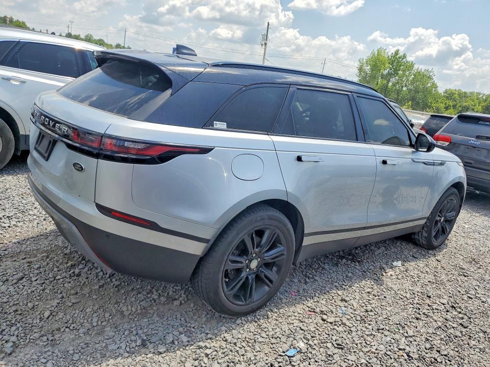 SALYB2EX7KA207103 2019 Land Rover Range Rover photo no. 3