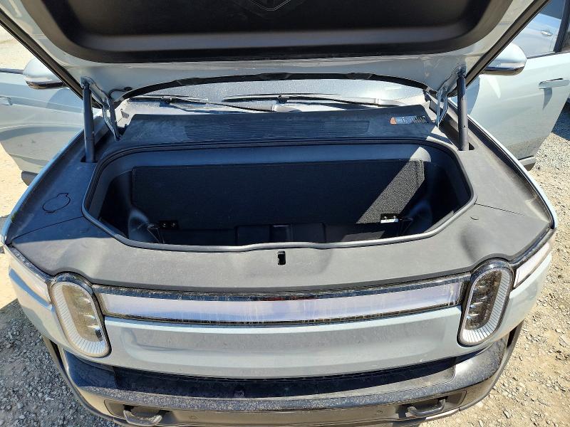7PDSGABA5PN023814 2023 Rivian R1S photo no. 12