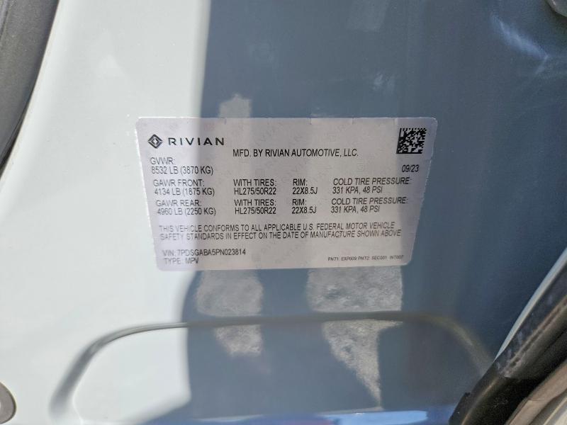 7PDSGABA5PN023814 2023 Rivian R1S photo no. 14
