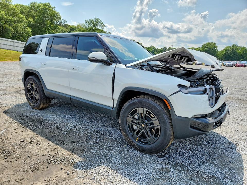 7PDSGBBAXSN052336 2025 Rivian R1S photo no. 4