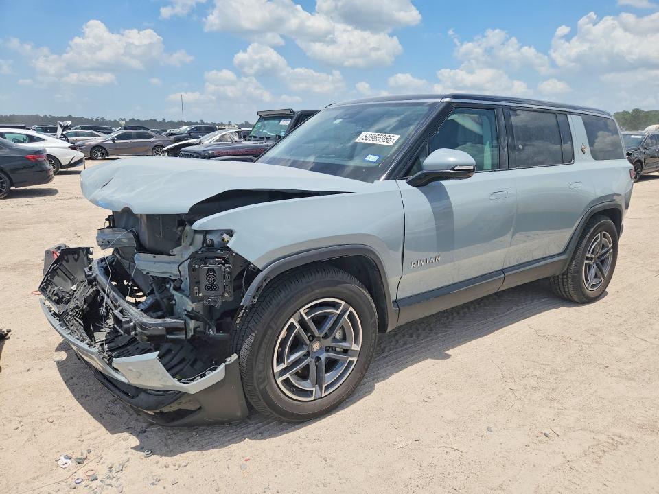 7PDSGBBA3SN053571 2025 Rivian R1S photo no. 1