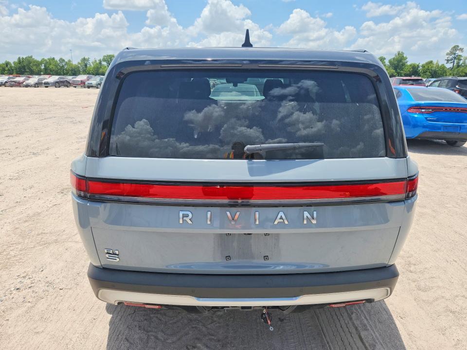 7PDSGBBA3SN053571 2025 Rivian R1S photo no. 6