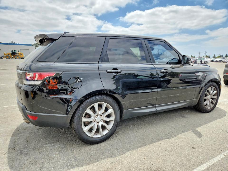 SALWR2FVXHA136701 2017 Land Rover Range Rover photo no. 3