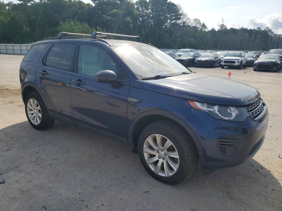 SALCP2BG3HH667729 2017 Land Rover Discovery photo no. 4