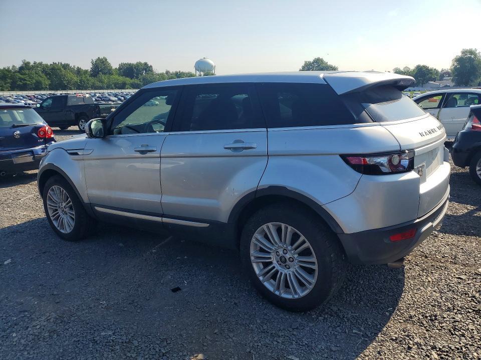 SALVV2BG0DH811651 2013 Land Rover Range Rover photo no. 2