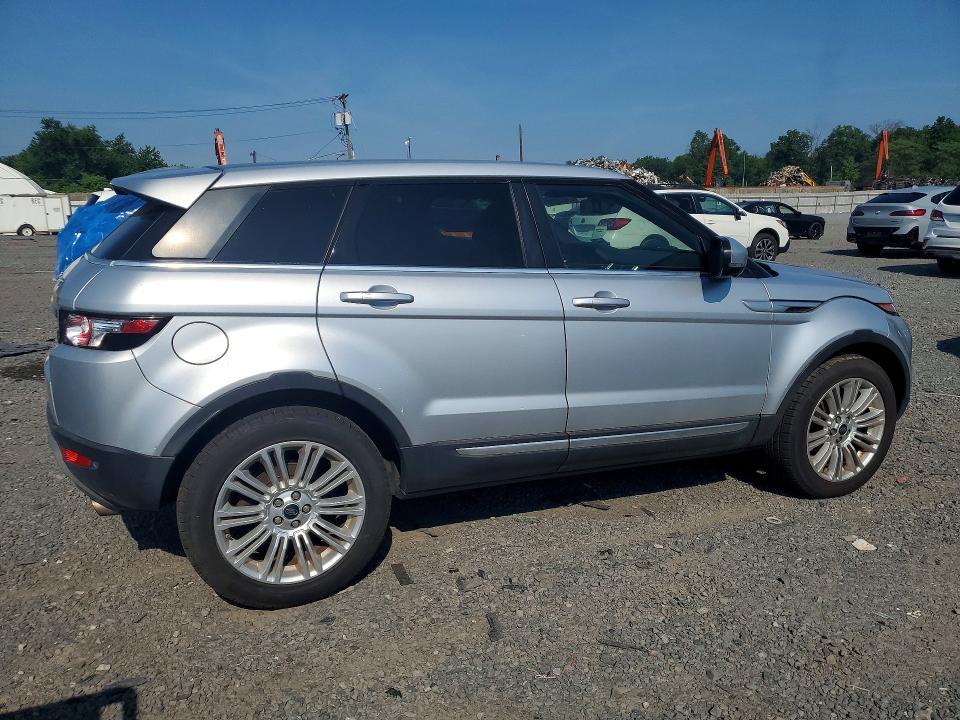 SALVV2BG0DH811651 2013 Land Rover Range Rover photo no. 3