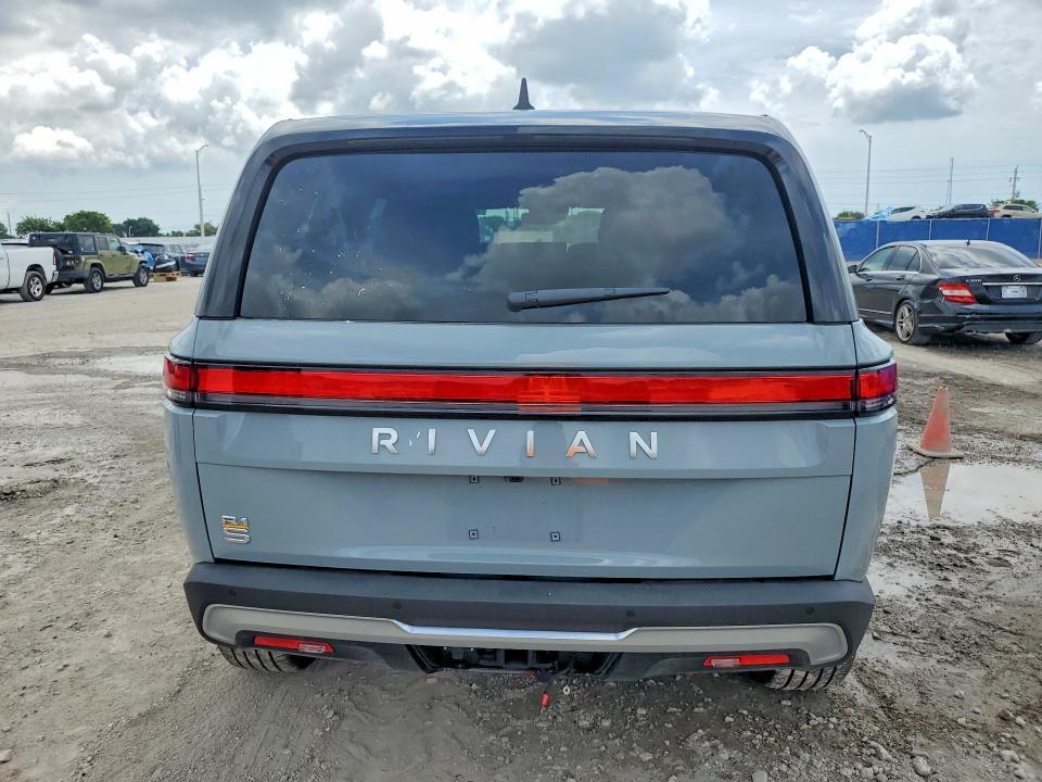 7PDSGABL0PN005982 2023 Rivian R1S photo no. 6