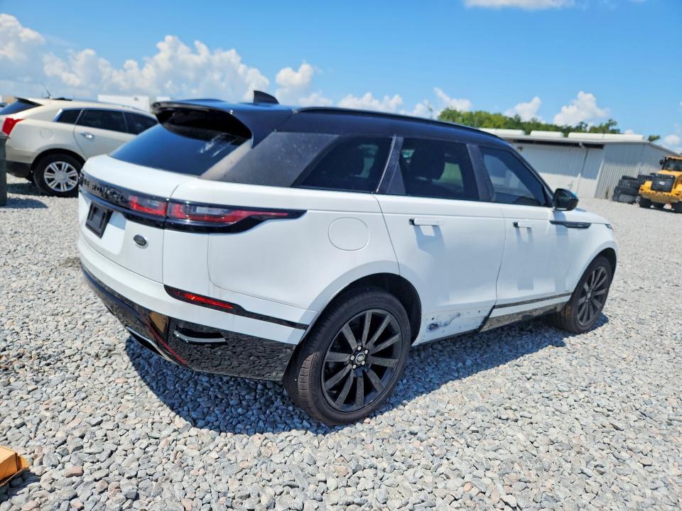 SALYL2RV3JA769018 2018 Land Rover Range Rover photo no. 3