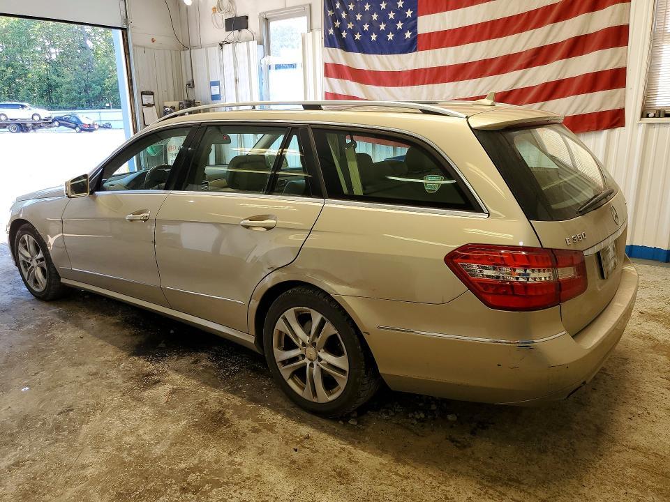 WDDHH8HB3BA305656 2011 Mercedes-Benz E-Class photo no. 2