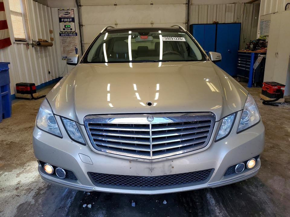 WDDHH8HB3BA305656 2011 Mercedes-Benz E-Class photo no. 5