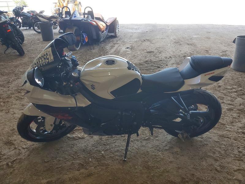 JS1GR7MA3K7100050 2019 Suzuki GSX-R750 photo no. 3
