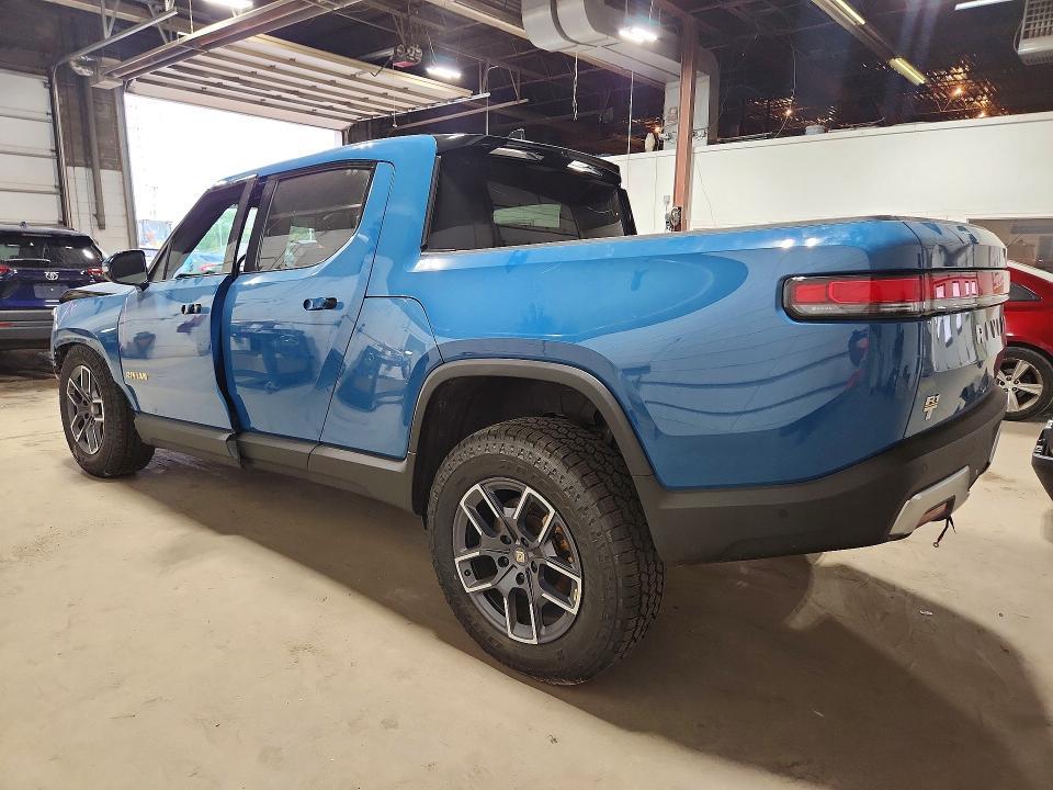 7FCTGAAL9NN003619 2022 Rivian R1T photo no. 2