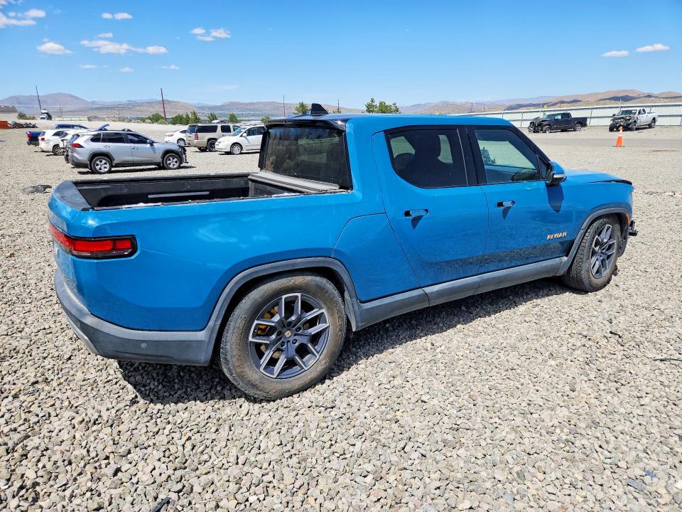 7FCTGAAL5NN000751 2022 Rivian R1T photo no. 3