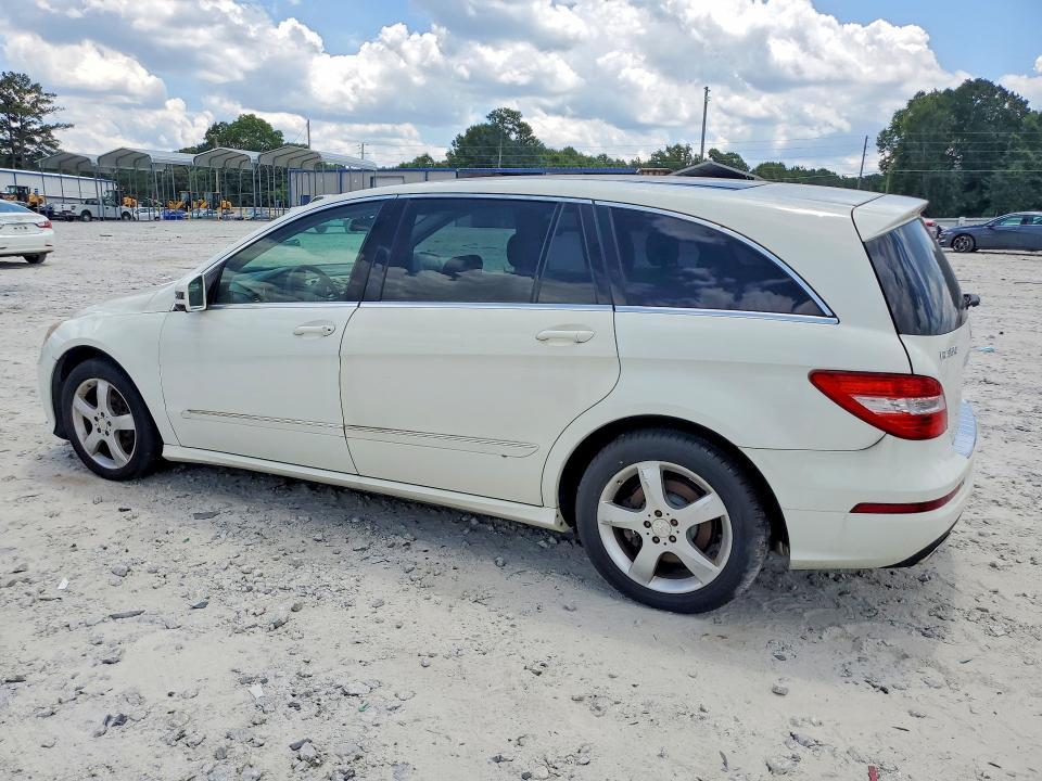 4JGCB6FE7BA130881 2011 Mercedes-Benz R-Class photo no. 2