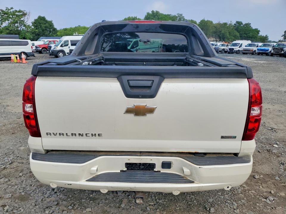 3GNVKGE00AG228733 2010 Chevrolet Avalanche photo no. 6