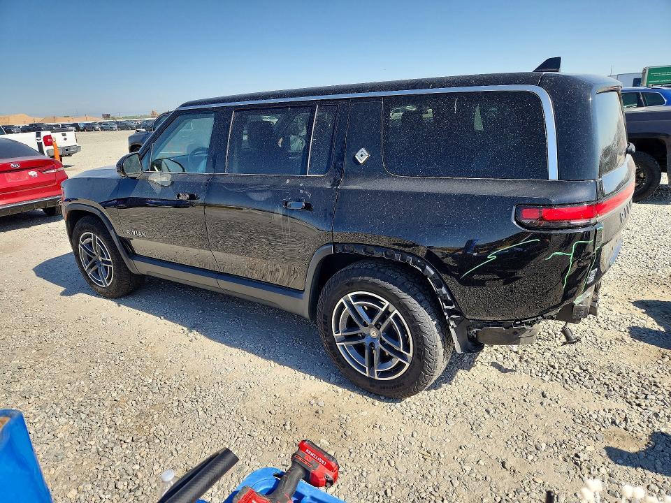 7PDSGBBA8SN053548 2025 Rivian R1S photo no. 2