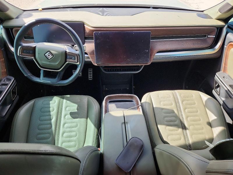 7PDSGABL6PN009440 2023 Rivian R1S photo no. 8