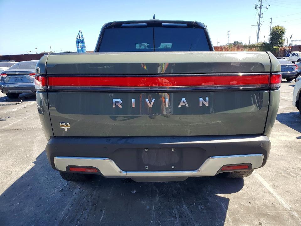 7FCTGAALXNN005461 2022 Rivian R1T photo no. 6