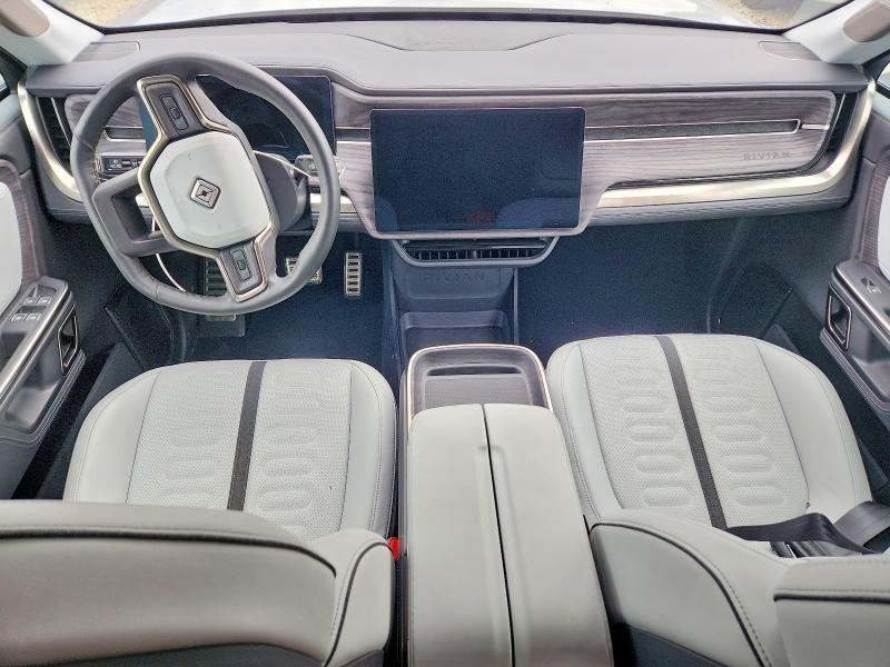 7PDSGABL3PN022386 2023 Rivian R1S photo no. 8
