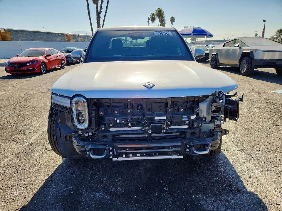 7FCTGAAL8NN006771 2022 Rivian R1T photo no. 5