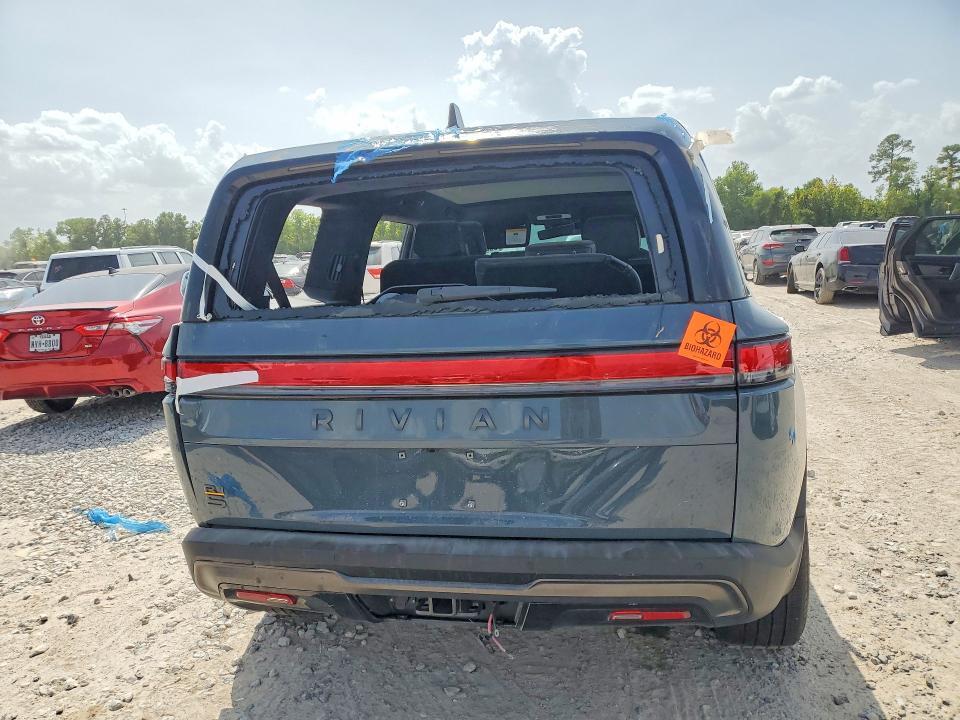 7PDSGCBP4SN065223 2025 Rivian R1S photo no. 6