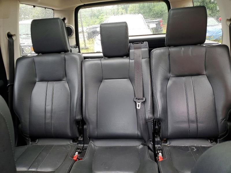 SALAG2V64GA846069 2016 Land Rover LR4 photo no. 10