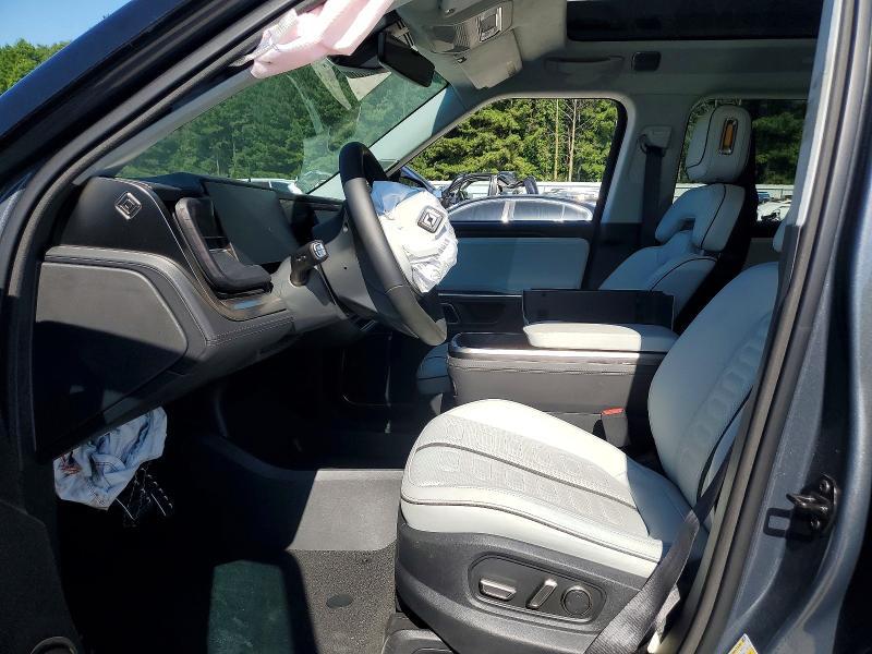 7PDSGABL3PN020878 2023 Rivian R1S photo no. 7