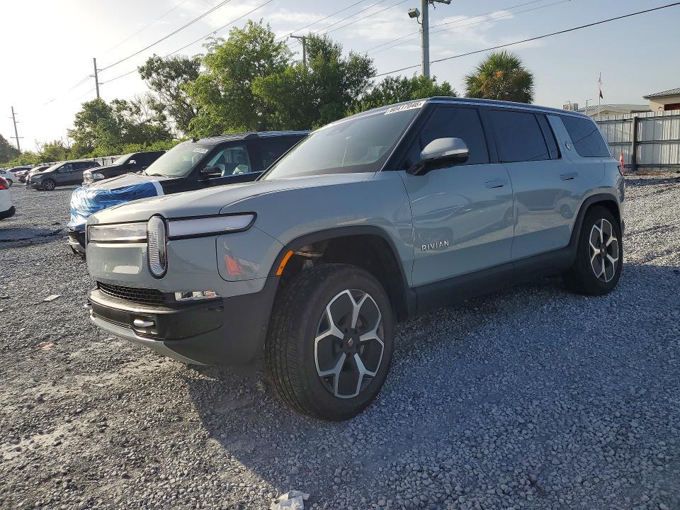 7PDSGBBA2RN037260 2024 Rivian R1S photo no. 1