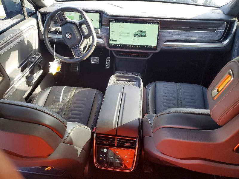 7PDSGBBA2RN037260 2024 Rivian R1S photo no. 8