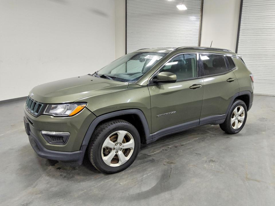 3C4NJDBBXHT672140 2017 Jeep Compass photo no. 1