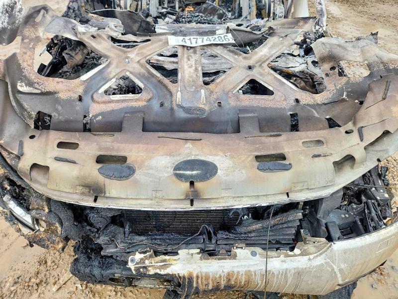 2017 Land Rover Range Rover — VIN SALWR2FVXHA694984, şəkil 24