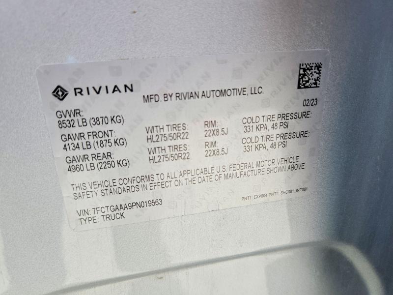 7FCTGAAA9PN019563 2023 Rivian R1T photo no. 12
