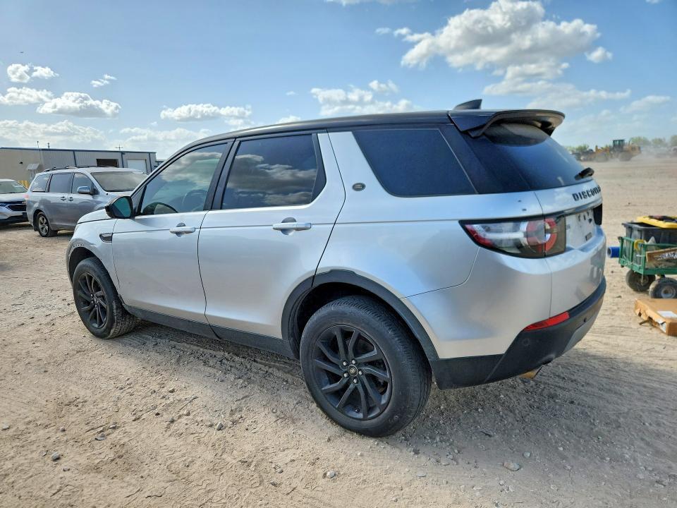 SALCP2BG2HH650145 2017 Land Rover Discovery photo no. 2