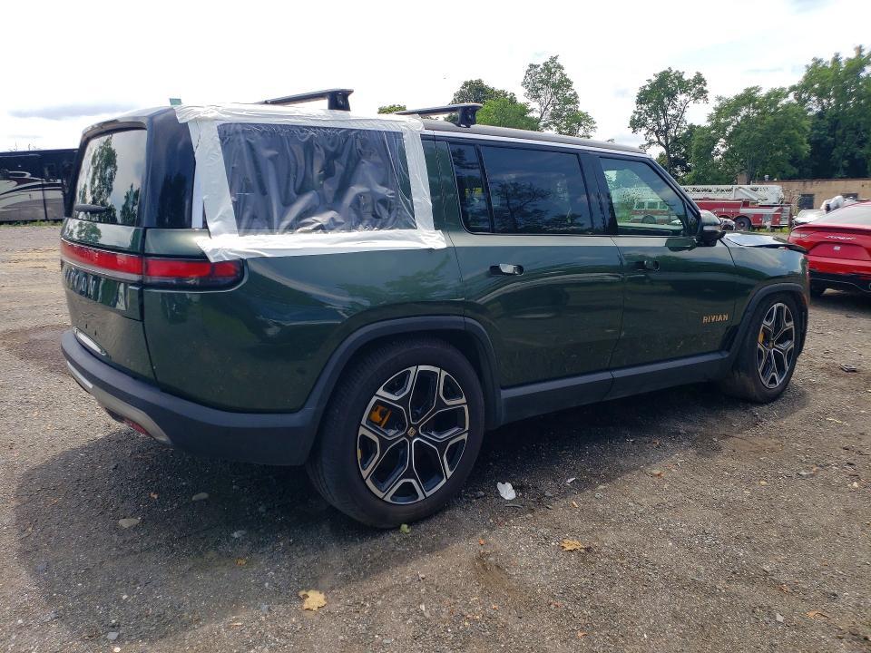 7PDSGABLXPN020988 2023 Rivian R1S photo no. 3