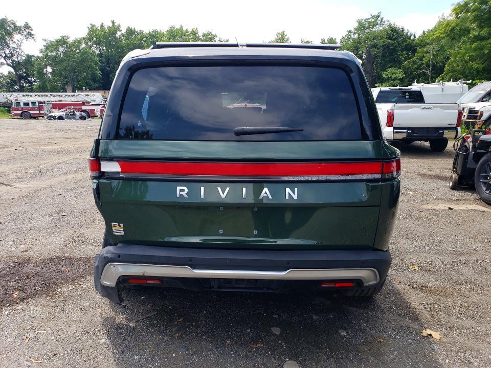 7PDSGABLXPN020988 2023 Rivian R1S photo no. 6