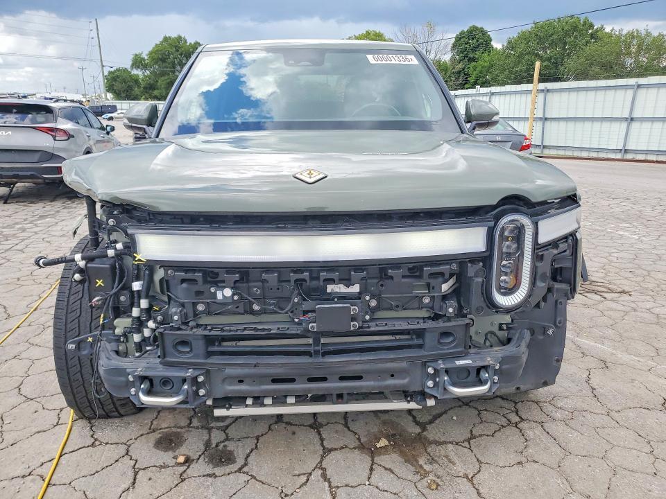 7FCTGAAL8NN002848 2022 Rivian R1T photo no. 5