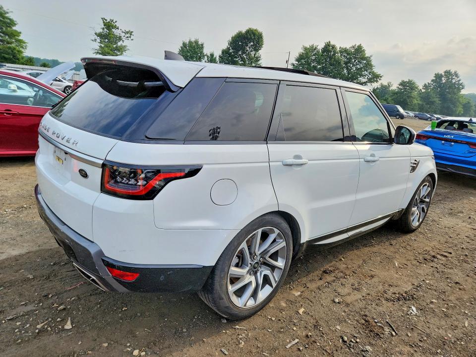 SALWR2RU3KA875435 2019 Land Rover Range Rover photo no. 3
