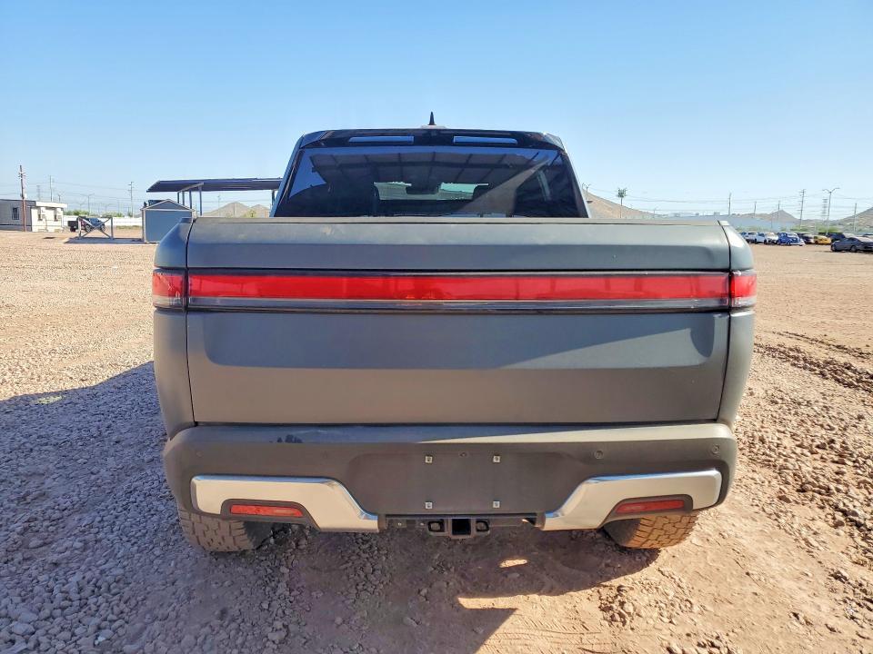 7FCTGAAL1NN006224 2022 Rivian R1T photo no. 6