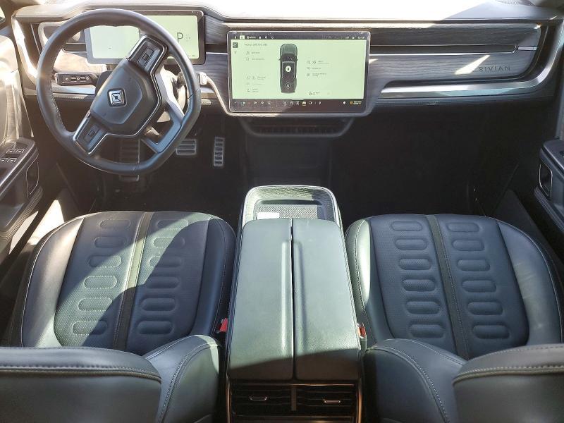 7FCTGAAL1NN006224 2022 Rivian R1T photo no. 8