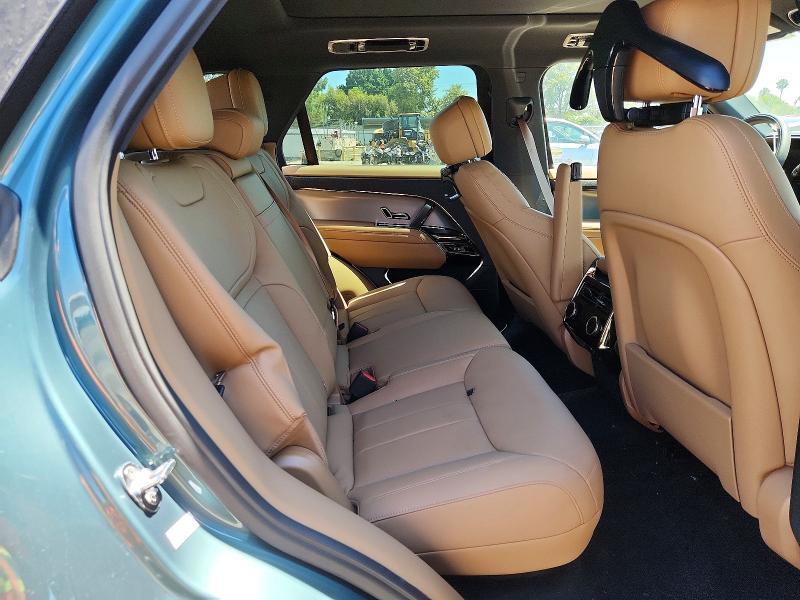 2026 Land Rover Range Rover — VIN SAL1P9EU6TA635215, şəkil 11