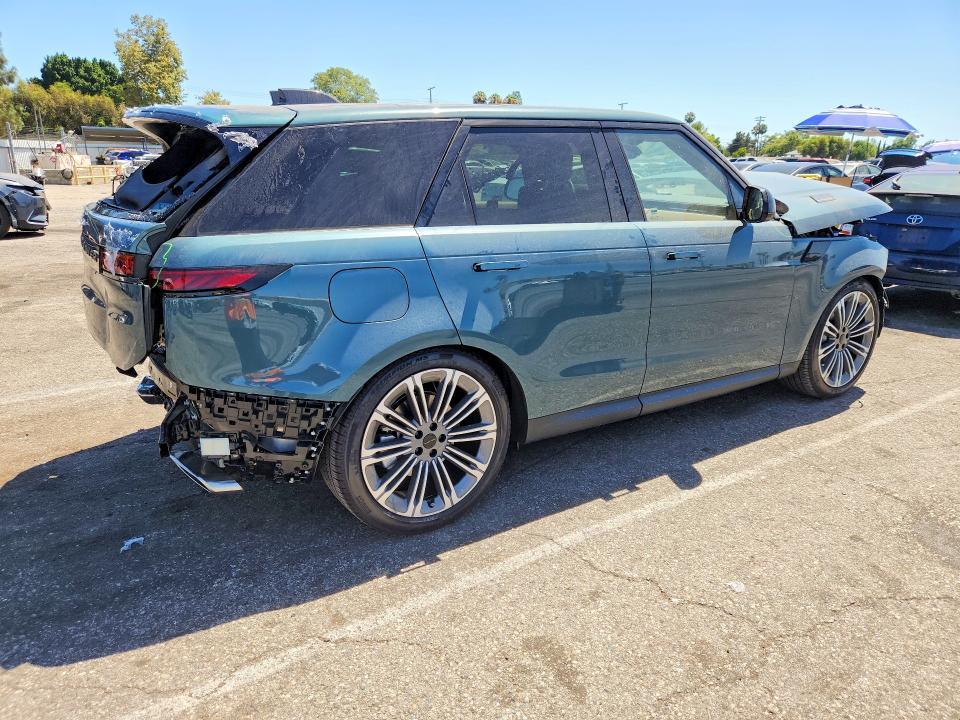 2026 Land Rover Range Rover — VIN SAL1P9EU6TA635215, şəkil 3